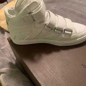 Louis Vuitton all whites